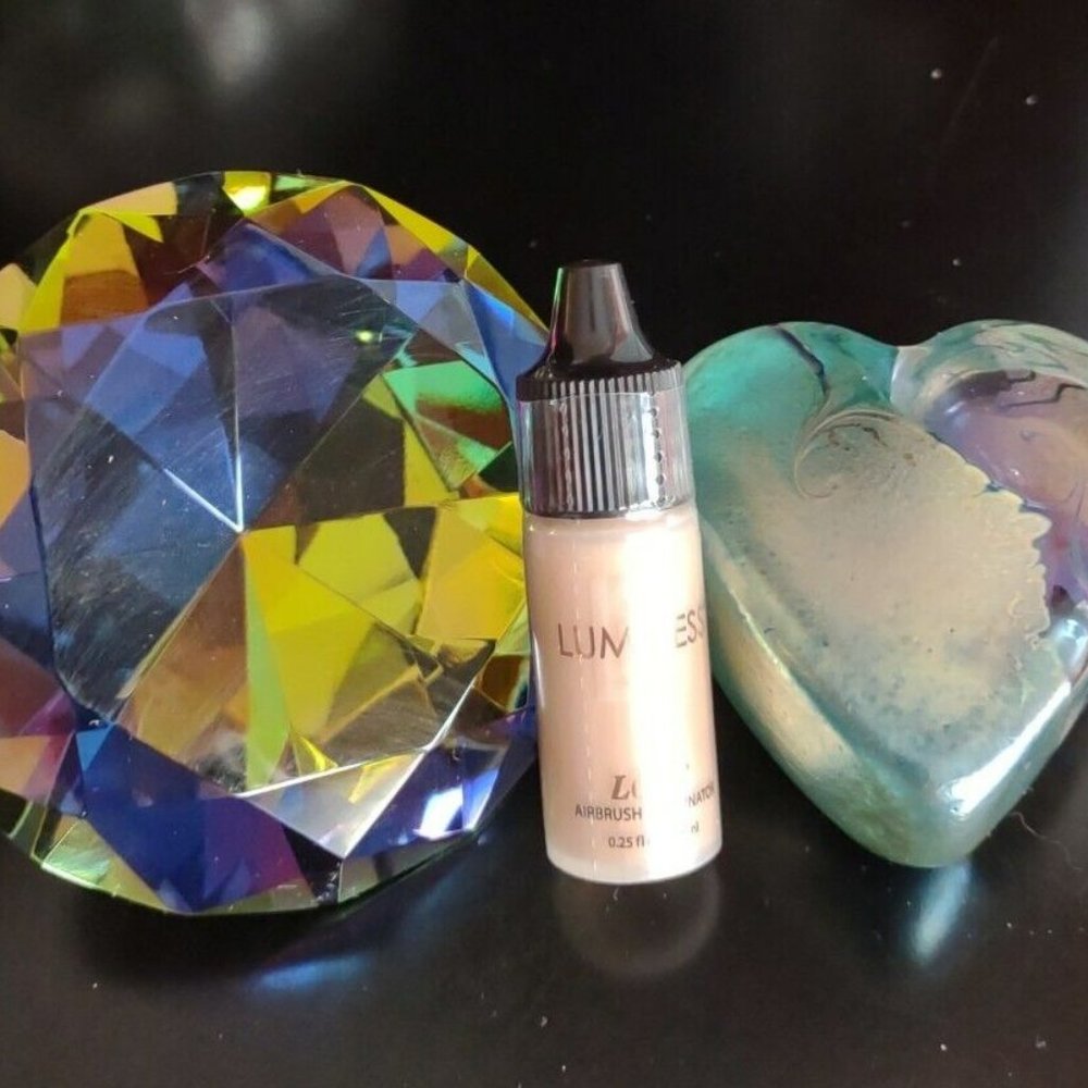 NEW! LUMINESS - LOVE - Airbrush Brightener Illuminator .25 oz SEALED